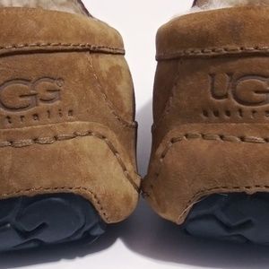 Ugg Ascot Slippers (Men) Size 10